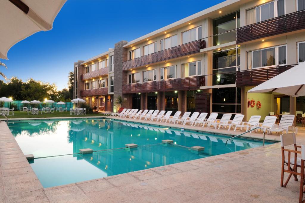 HOTEL ALTOS DEL VALLE