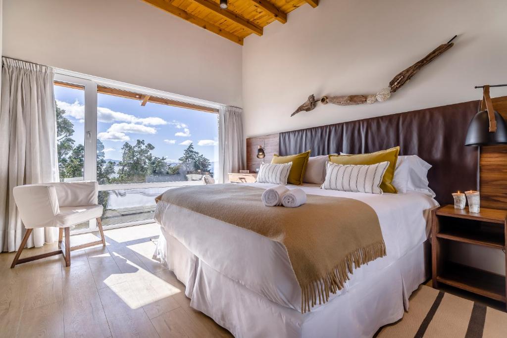 ÁGUILA MORA SUITES & SPA