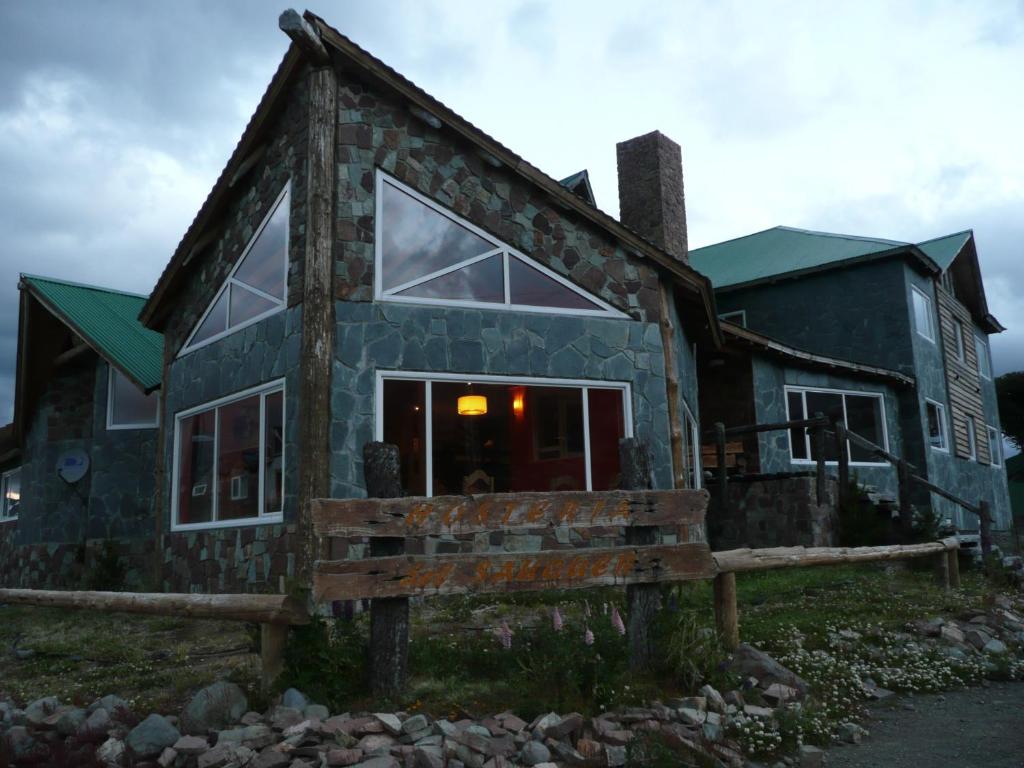 HOSTERÍA DEL SAUQUEN