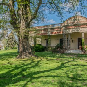ESTANCIA EL OMBÚ DE ARECO