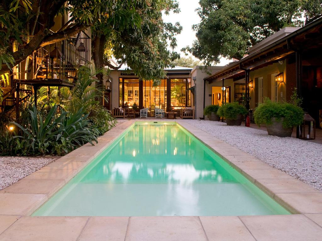 LA ALONDRA CASA DE HUÉSPEDES