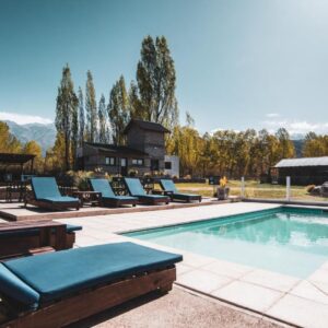 AYRES DE UCO LODGE & WINE LOVERS