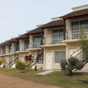 BRIZAS DEL LAGO APARTAMENTOS