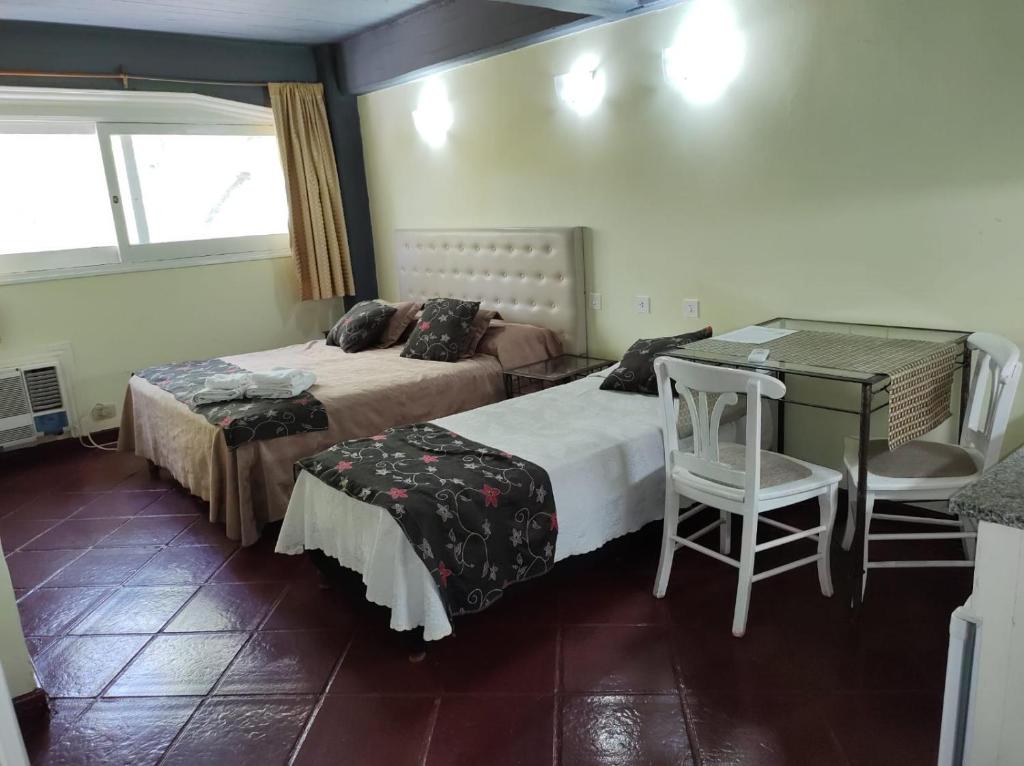 PLAZA MILENIUM HOTEL & APART