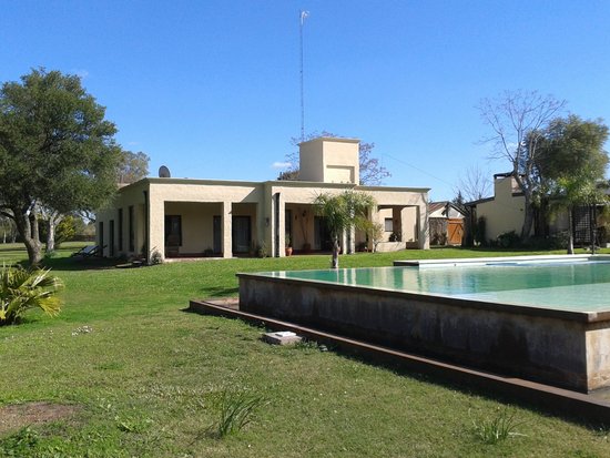 NOHA CASA DE CAMPO